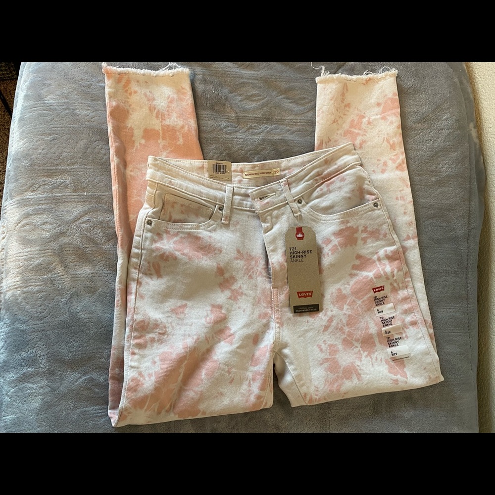 Levi’s 721 High Rise Skinny Ankle Length